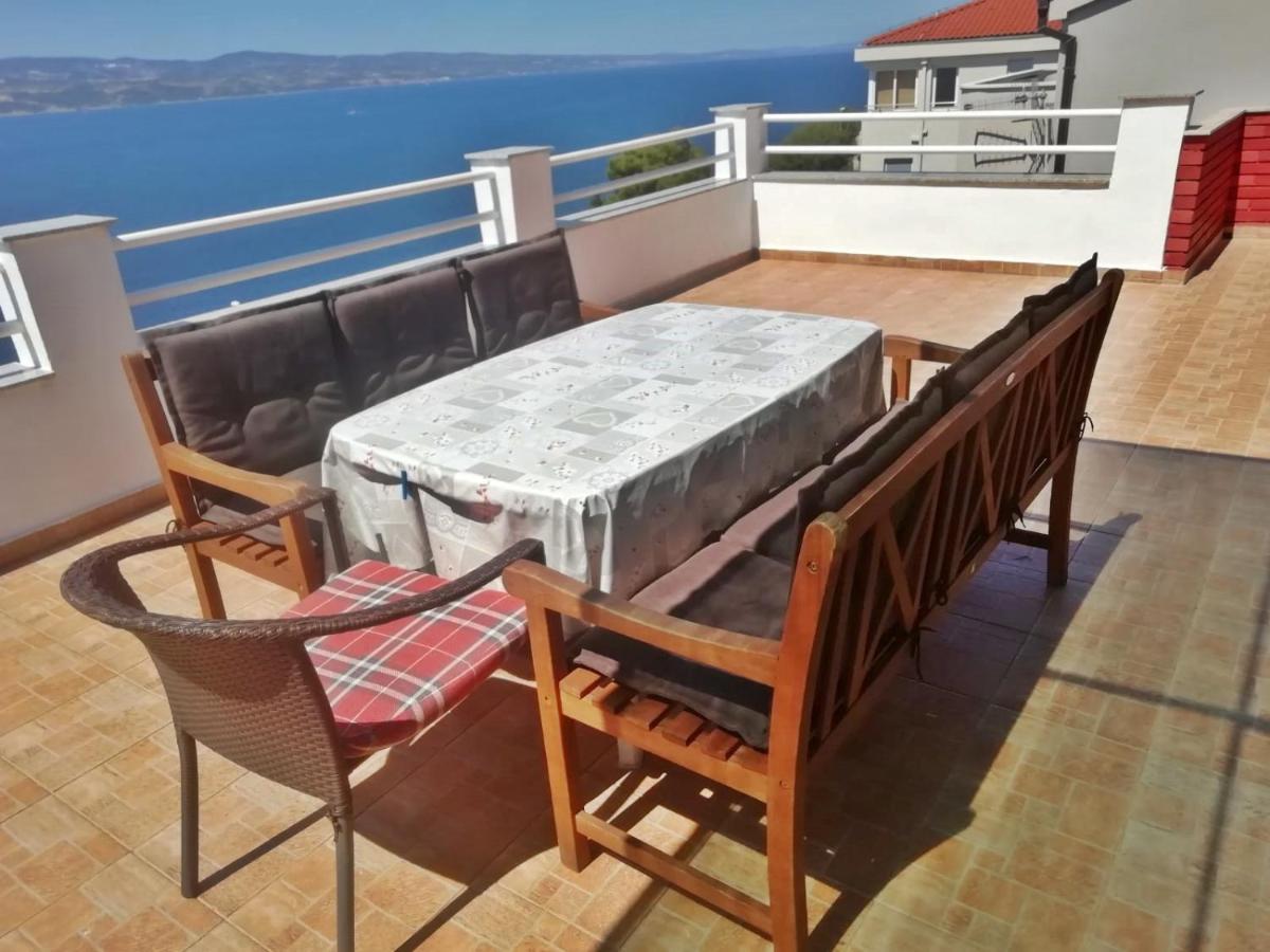 Apartment Kovacic Omiš Eksteriør bilde